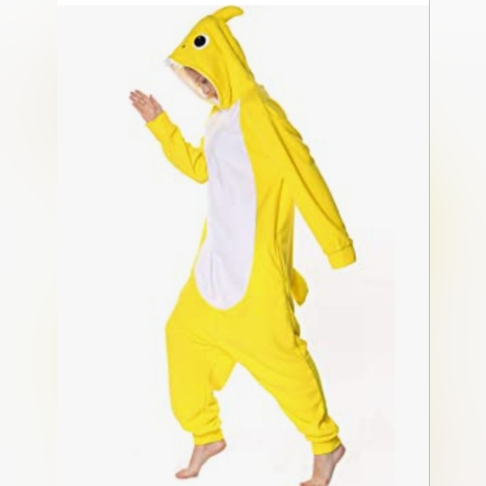 Shark Family Costumes. BABY & GREY - adult sm, MOM-18-14 mo, DAD-12-18mo